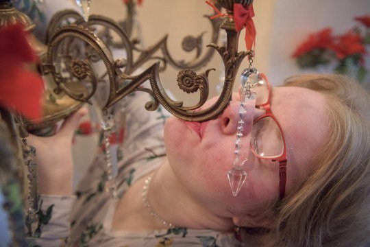 Woman dating a chandelier has discrimination case thrown out
