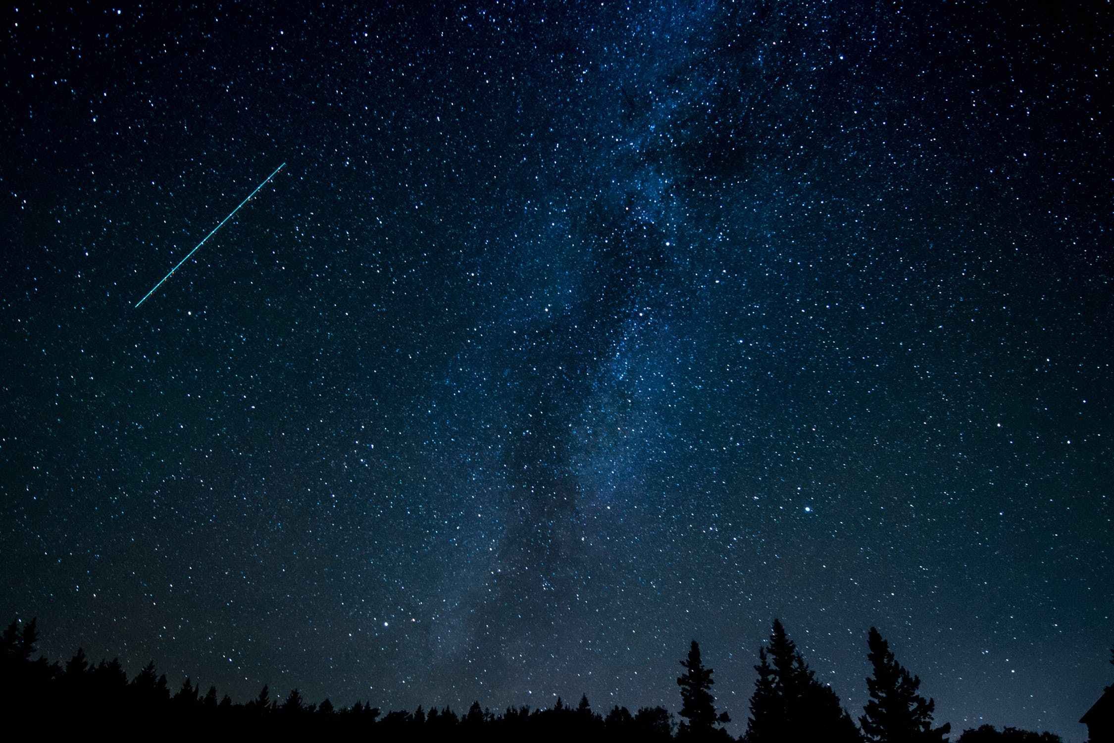 Lyrid meteor shower UK: will I be able to see shooting stars tonight?