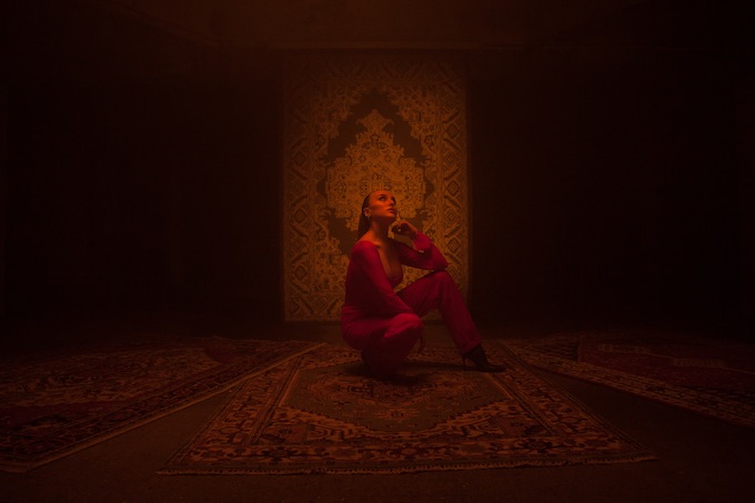 Premiere: Farrah's "ID" Blends Her Iranian Heritage With A Thoroughly London Sound
