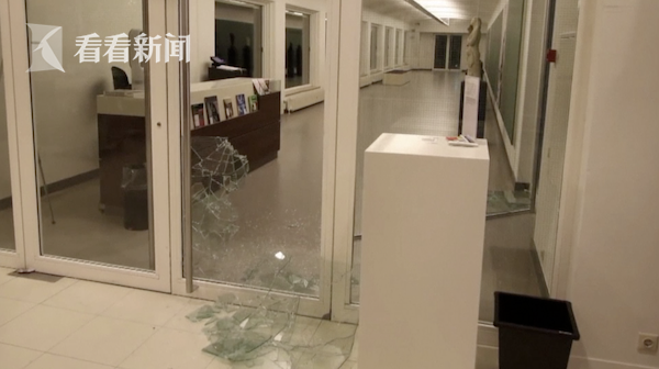 博物馆休馆后小偷“光临” 盗走4700万梵高名画