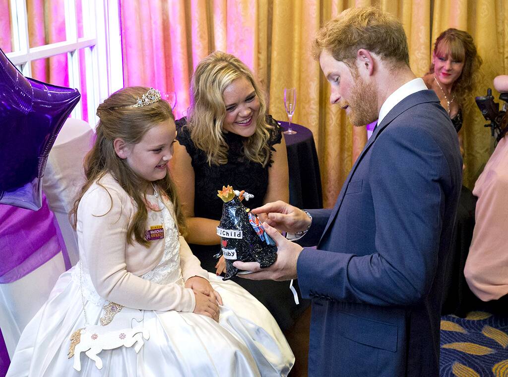 Prince Harry and Meghan Markle Mourn the "Tragic Loss" of a Young Fan in Personal Letter