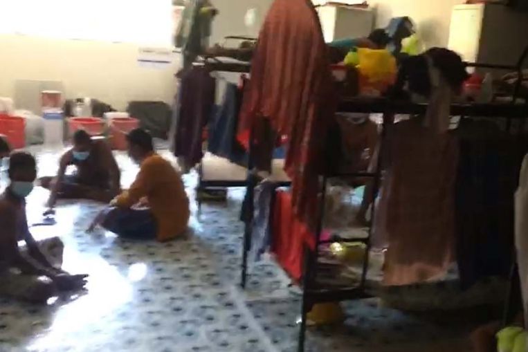 Coronavirus: Dorm operator gets stern warning from MOM for forcibly confining workers