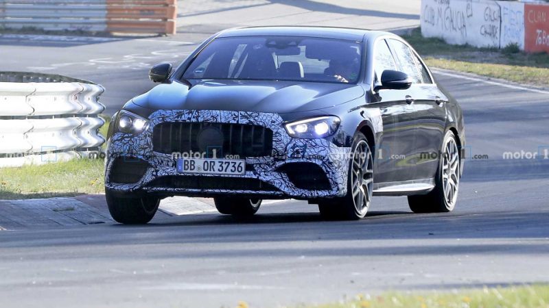 2021 Mercedes-AMG E63 Saloon spied with minimal camouflage