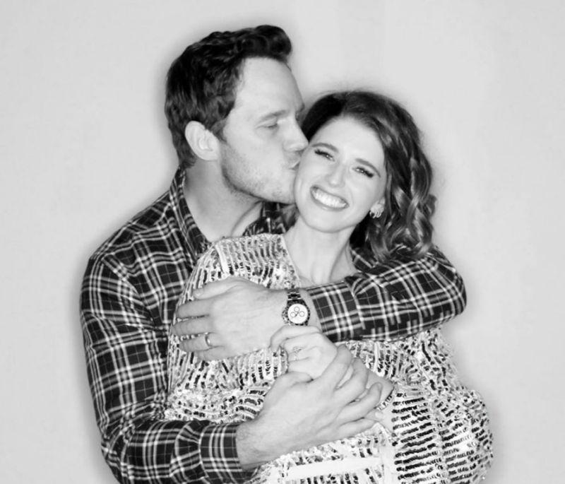 Chris pratt and katherine schwarzenegger are expecting their first baby together