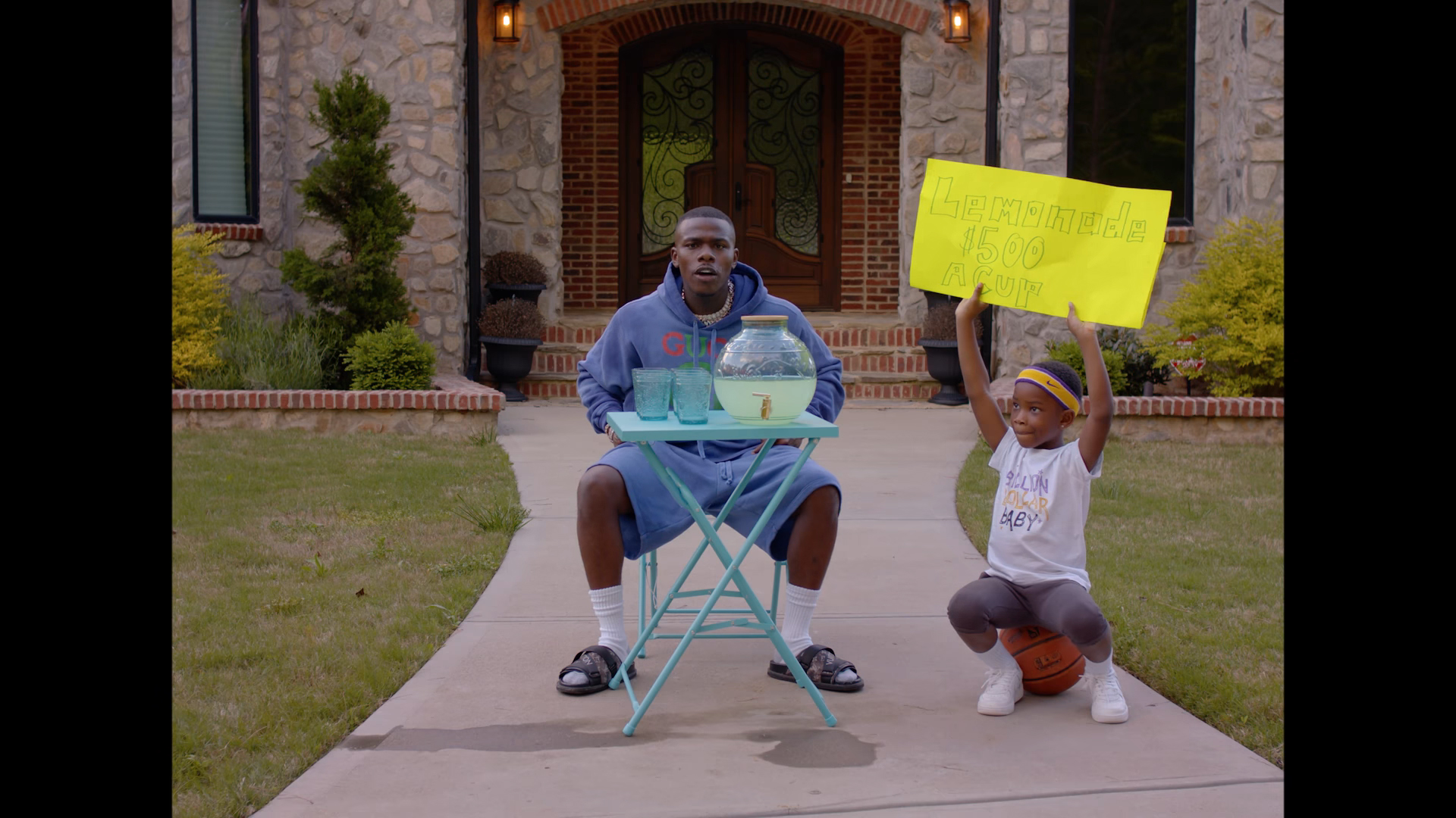 DaBaby Sells Lemonade in "Can't Stop" Video