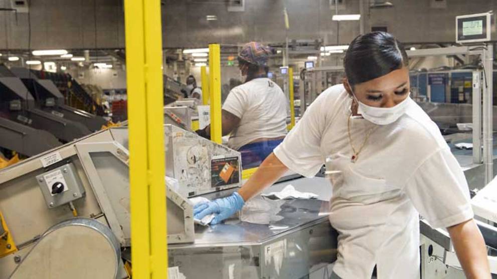 About half of US states easing COVID-19 restrictions as jobless numbers grow
