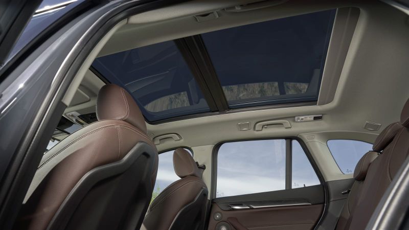 2020 BMW X1 Review & Buying Guide | Efficiency and comfort, but not much excitement