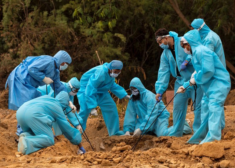 India now has 52,952 cases of coronavirus, death toll 1783 - health ministry