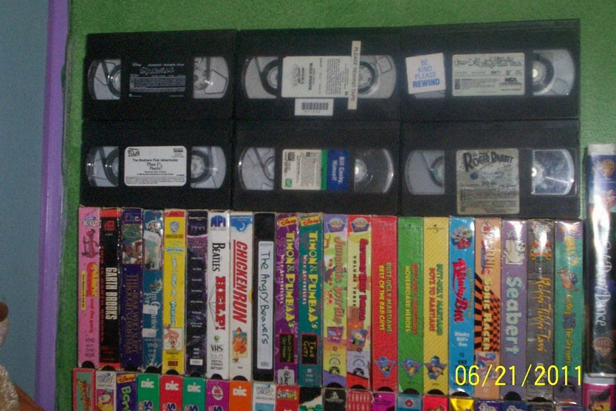People Describe The Items They Own That A Collector Would Die To Get Their Hands On