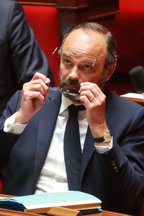 Macron on brink: French leader’s popularity plummets as he launches ‘risky’ lockdown ease