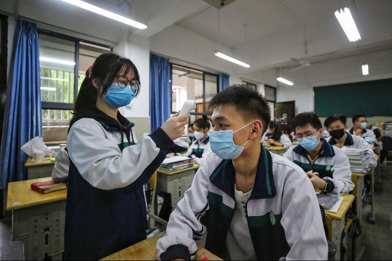 中国新增17例确诊·武汉一小区5人确诊