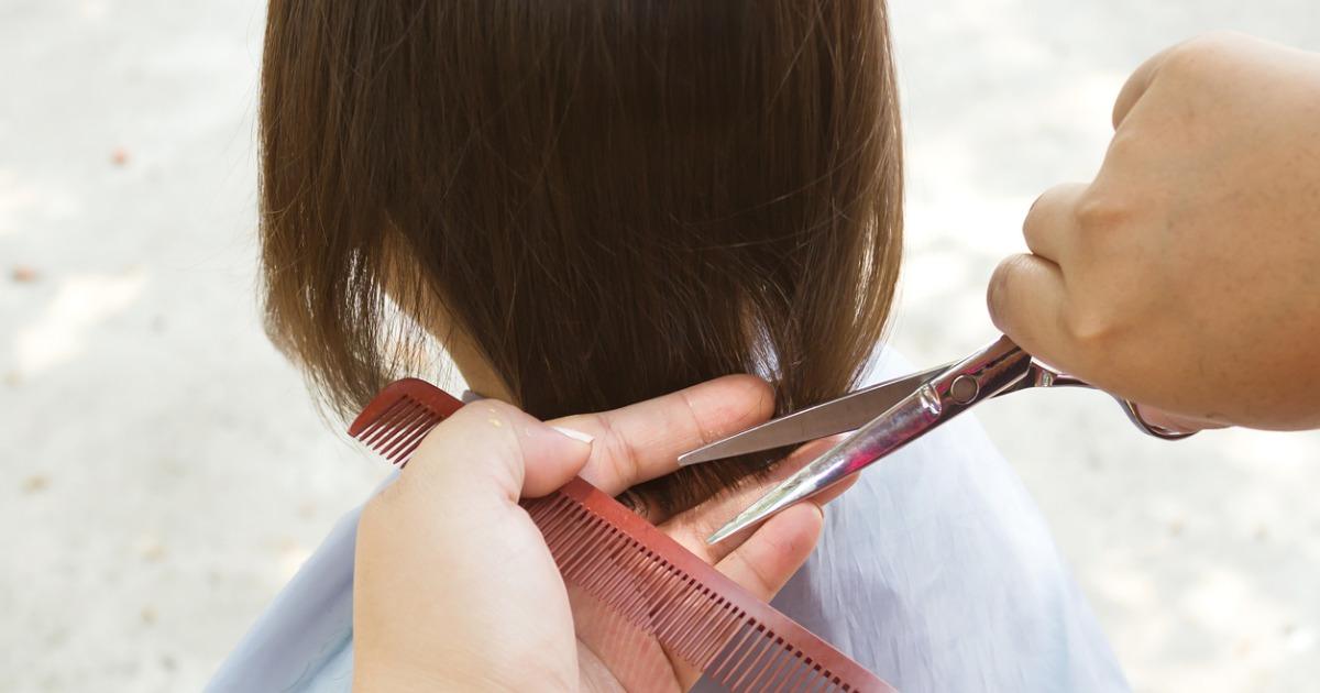 8 Useful Tips For A Tantrum-Free Kids' Hair Cut