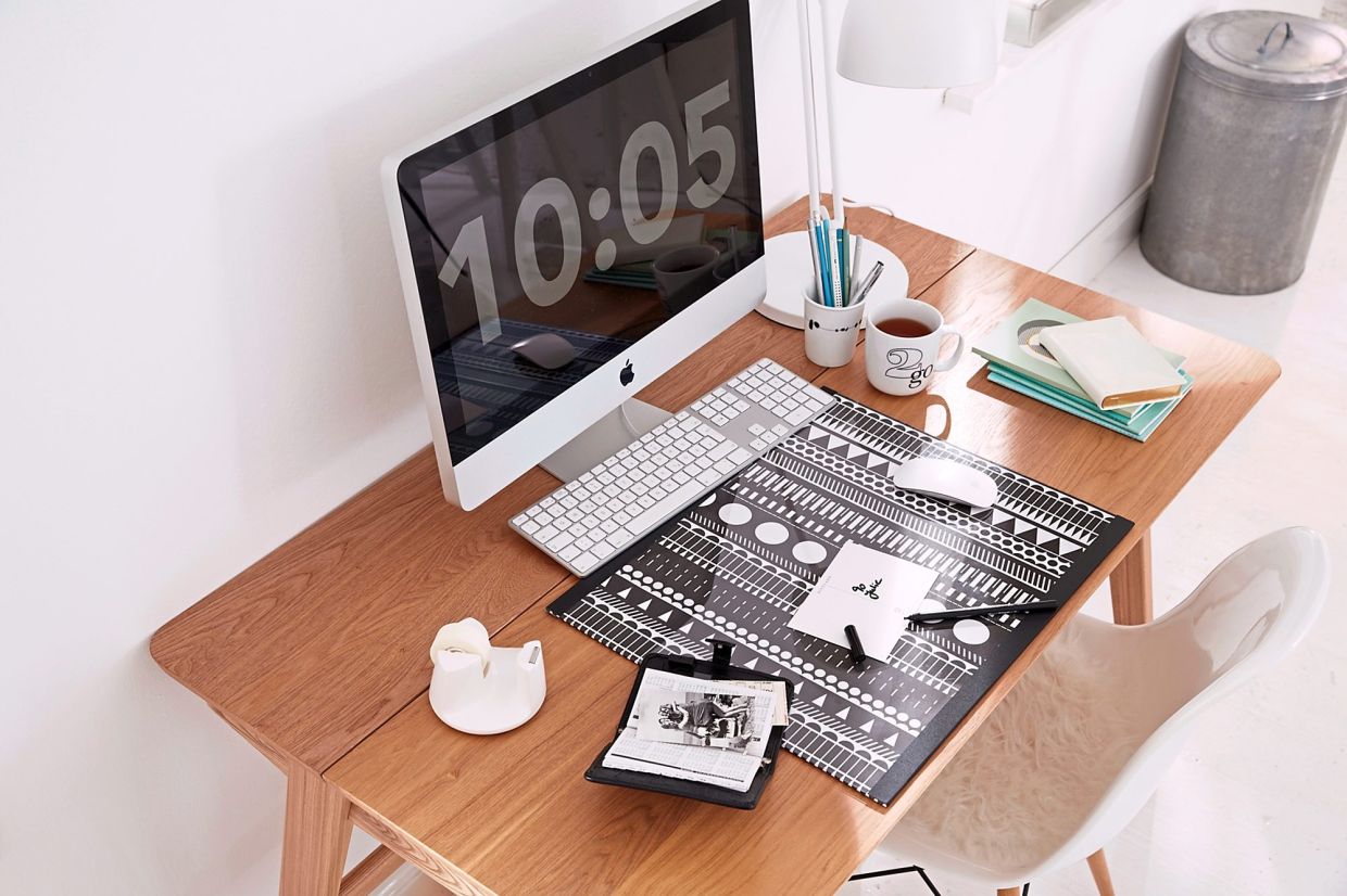 Spruce up your home office with a one-of-a-kind DIY desk pad