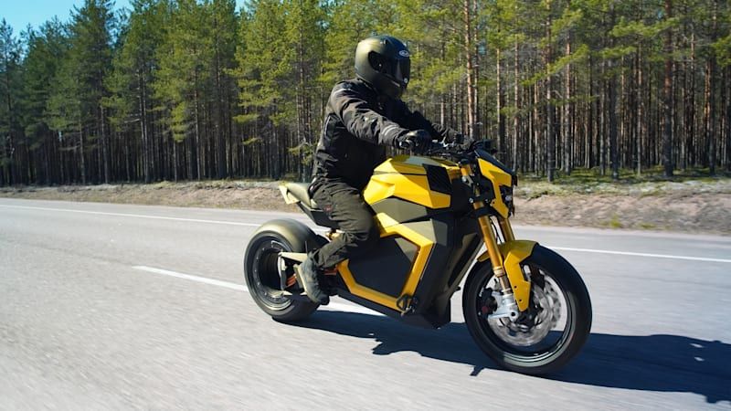 Verge TS electric motorcycle has 737 lb-ft of torque, hub-less rear wheel