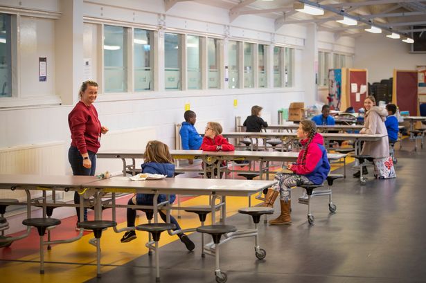 Coronavirus: Petition to keep children away from schools hits 450,000 signatures