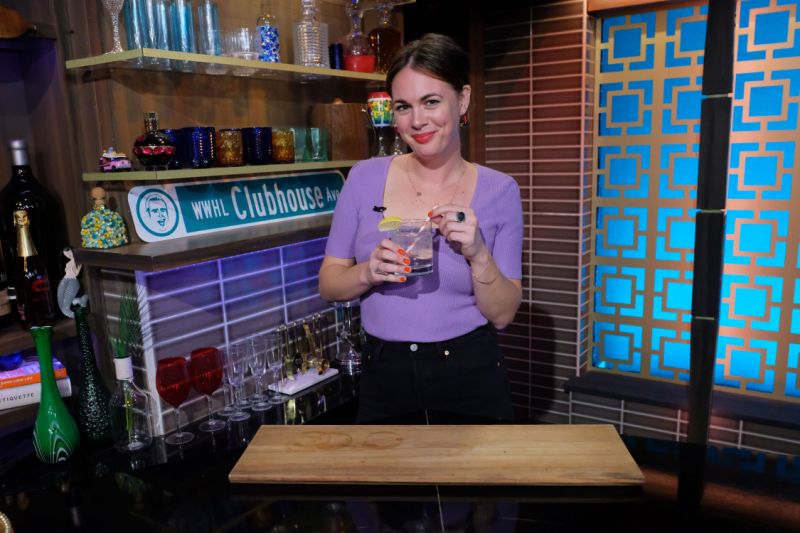 Alison roman is ‘deeply sorry’ for calling chrissy teigen and marie kondo sellouts