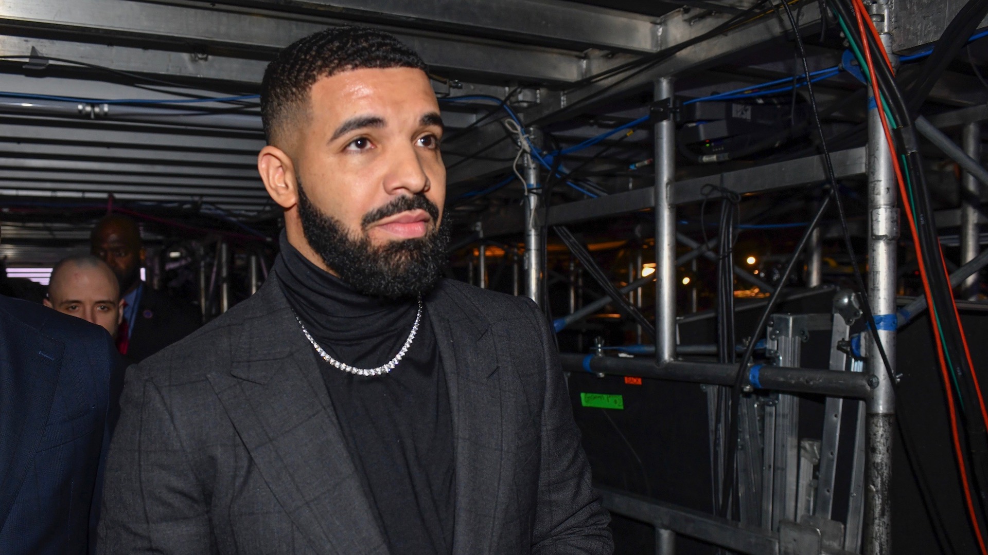Drake Fans Call Foul After Kenny Chesney Postpones Tour That Helped Him Secure No. 1 Album