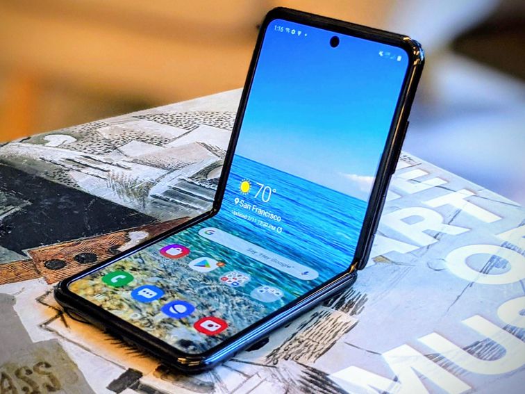 Galaxy Z Flip: After 3 months, I can't stop using it