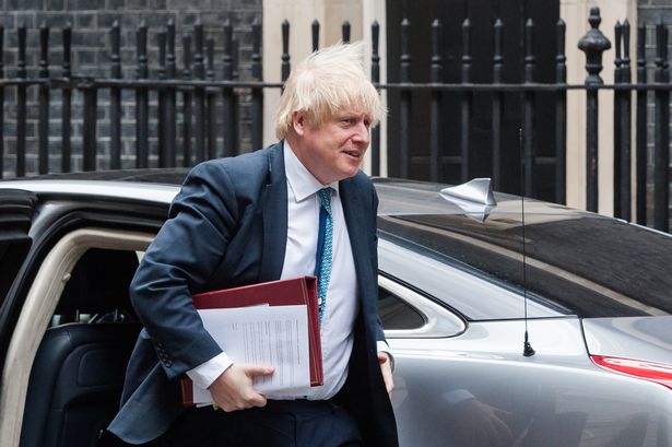Poll finds Brits want NHS pay rise - but don't want schools open before September