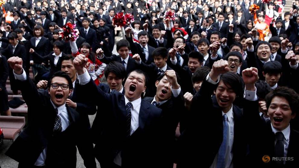 Japan's COVID-19 crisis sparks calls for revamping the school year