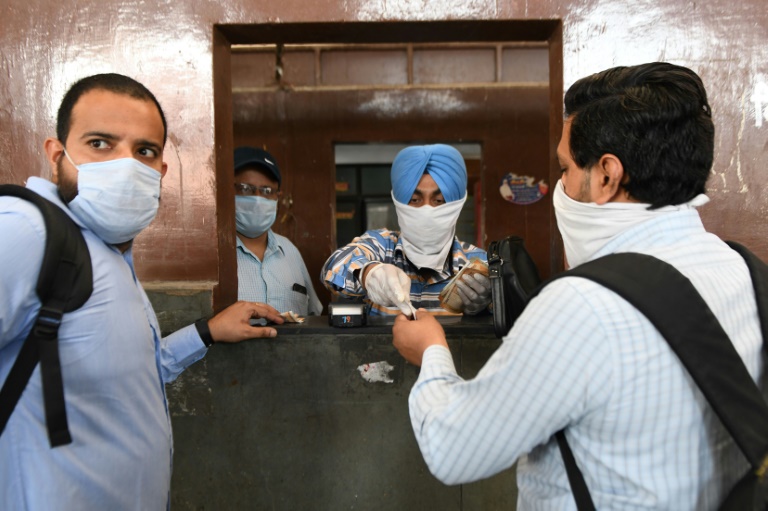 India domestic air travel to resume May 25 after virus shutdown