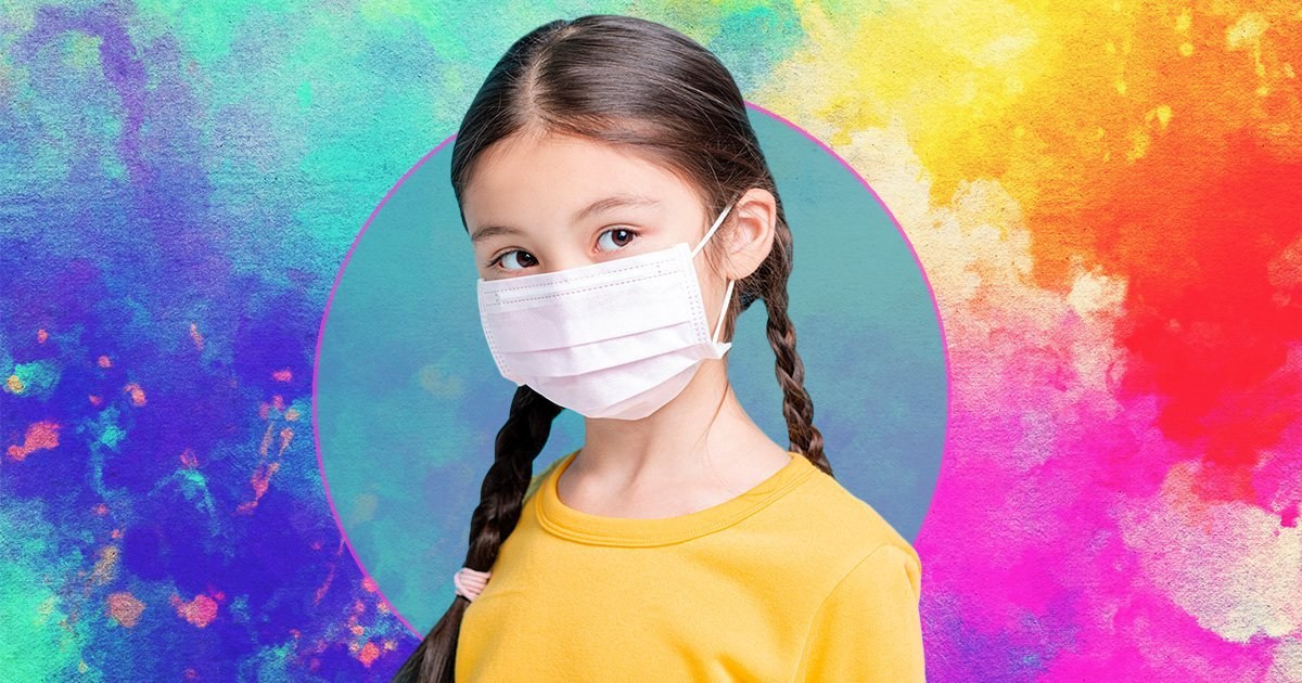 How to make sure your child is wearing a face mask correctly
