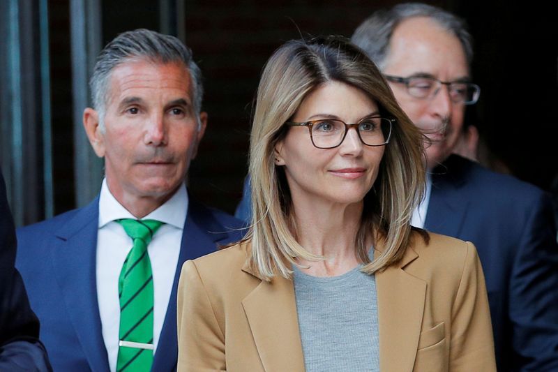 Lori loughlin, husband to plead guilty via zoom to U.S. College admissions scam