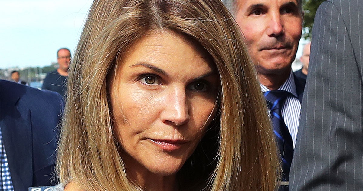 Lori Loughlin To Plead Guilty And Serve Jail Time For College Admissions Scandal