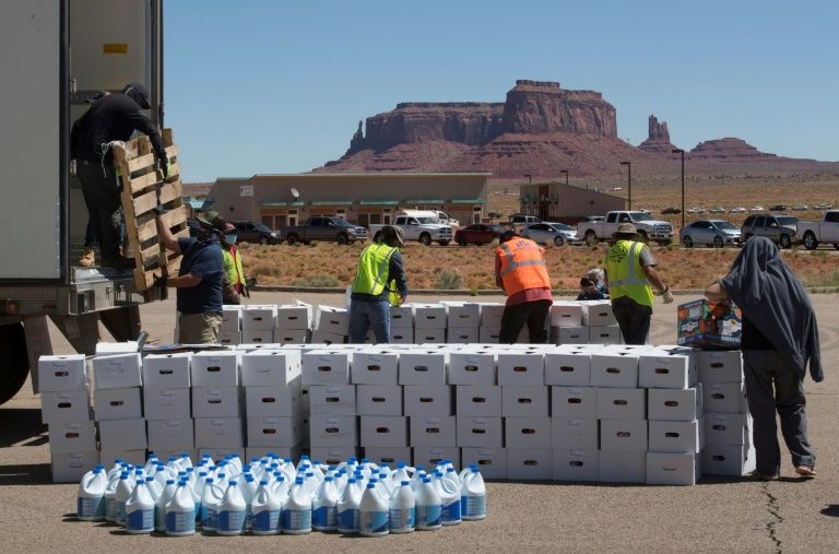 Virus surges in monument valley, symbol of American west
