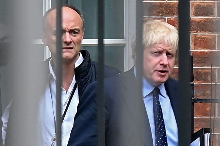 UK Govt defends top adviser over lockdown 'breach'