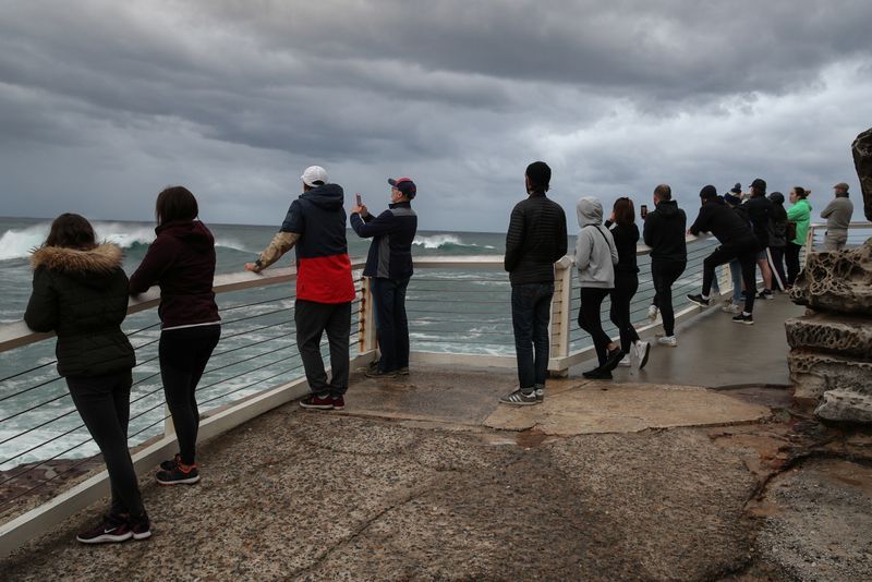 Australia PM pushes jobs, Victoria to resume tourism as virus eases