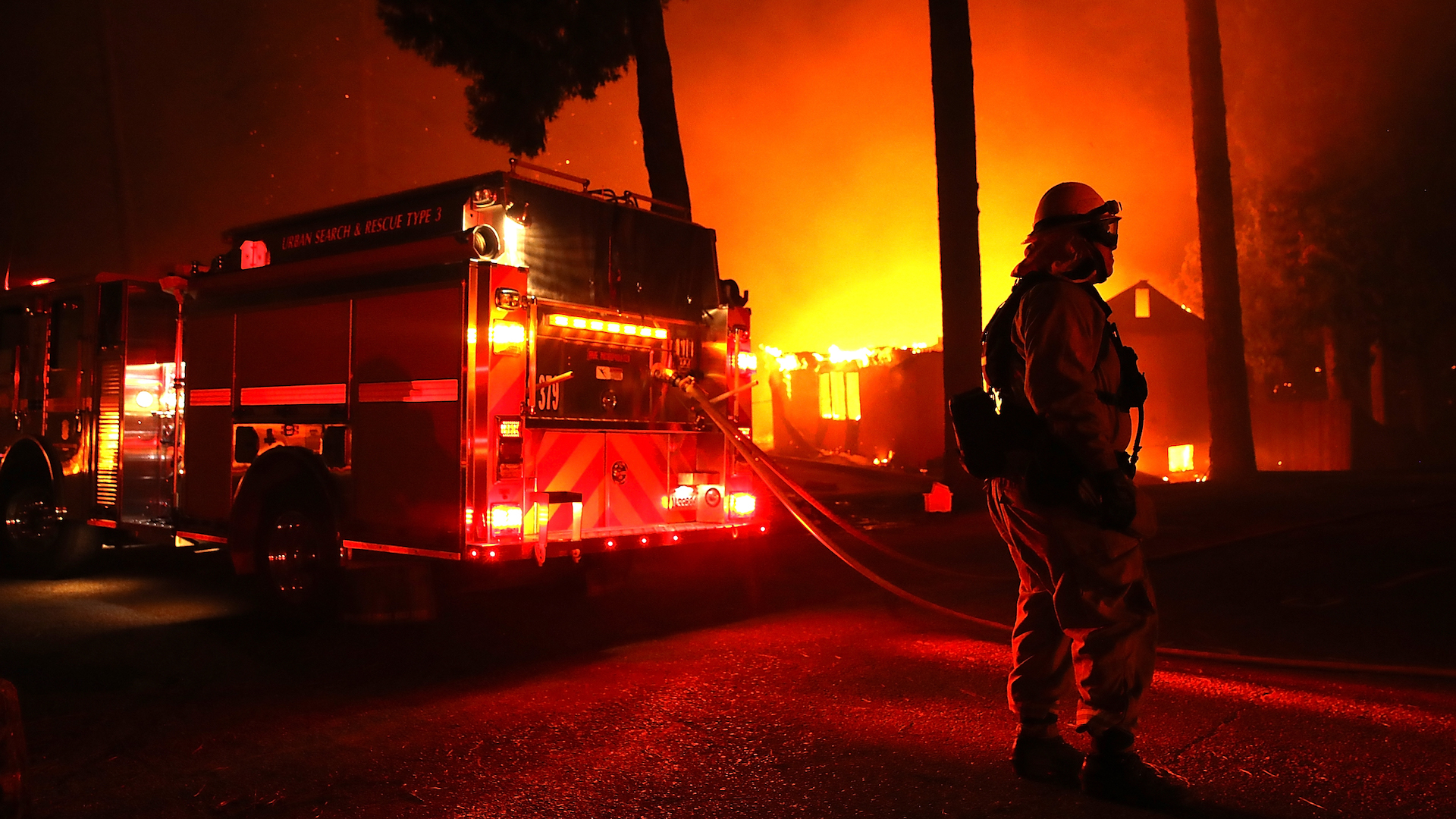 Firefighters Are Working to Contain 4-Alarm Fire on San Francisco Pier