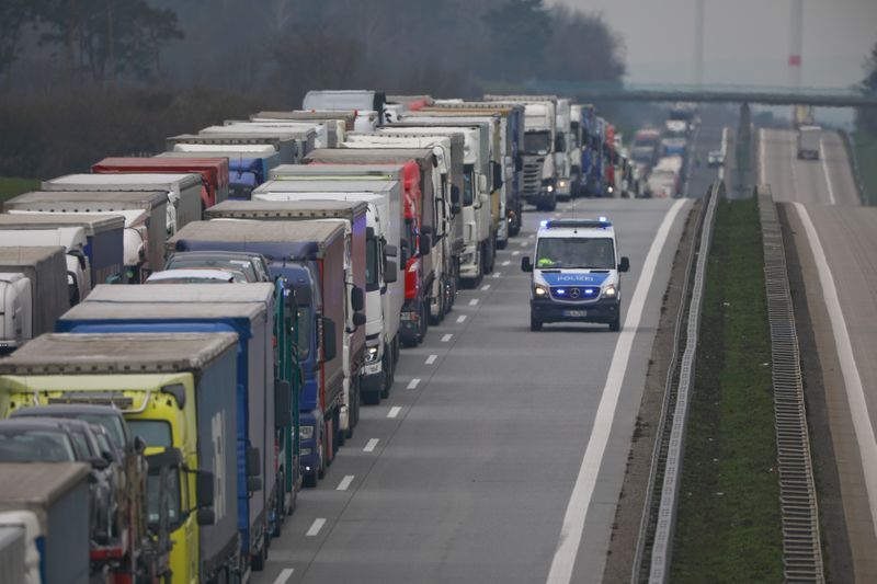 Border closures, pre-travel tests of little use against covid-19 spread - eu agency