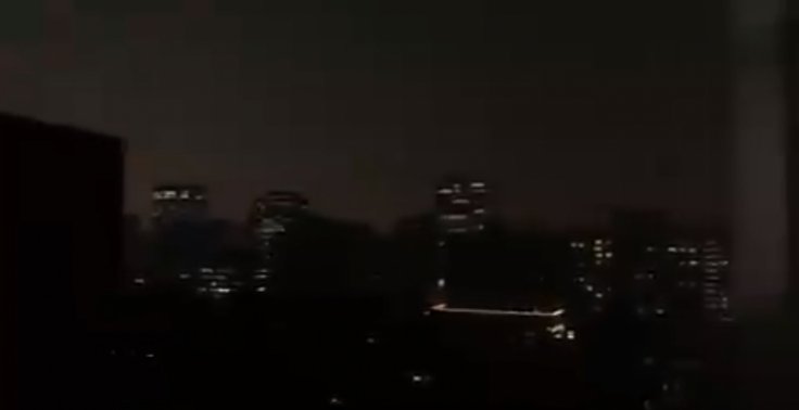 BBC Journalist Shares Video of Beijing Skies Turn Pitch Black in Day Time, Triggering Apocalyptic Fear