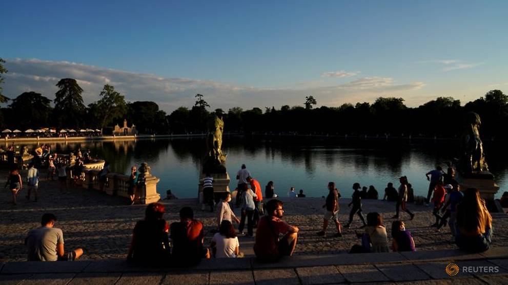 Imported novel coronavirus cases return to Spain despite border closure