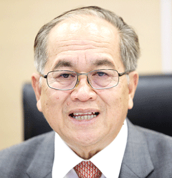 Uggah allays concerns over manpower to handle spike in Sibu