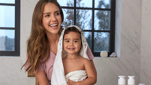 Jessica Alba Just Launched Honest Baby Clothing & We’re In Love