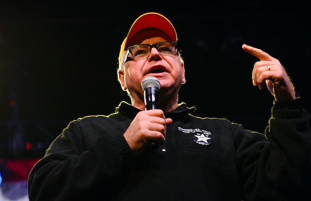 Minnesota Governor Tim Walz Calls On-Air Arrest of CNN Journalist ‘Inexcusable’