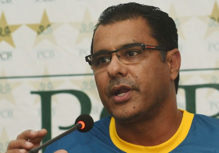 Waqar urges Afridi and Gambhir to end social media war