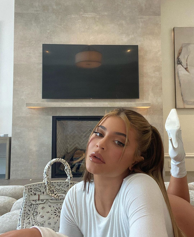 Kylie Jenner accused of inflating the success of her business, Hailey Bieber’s feud with a plastic surgeon, and other beauty news