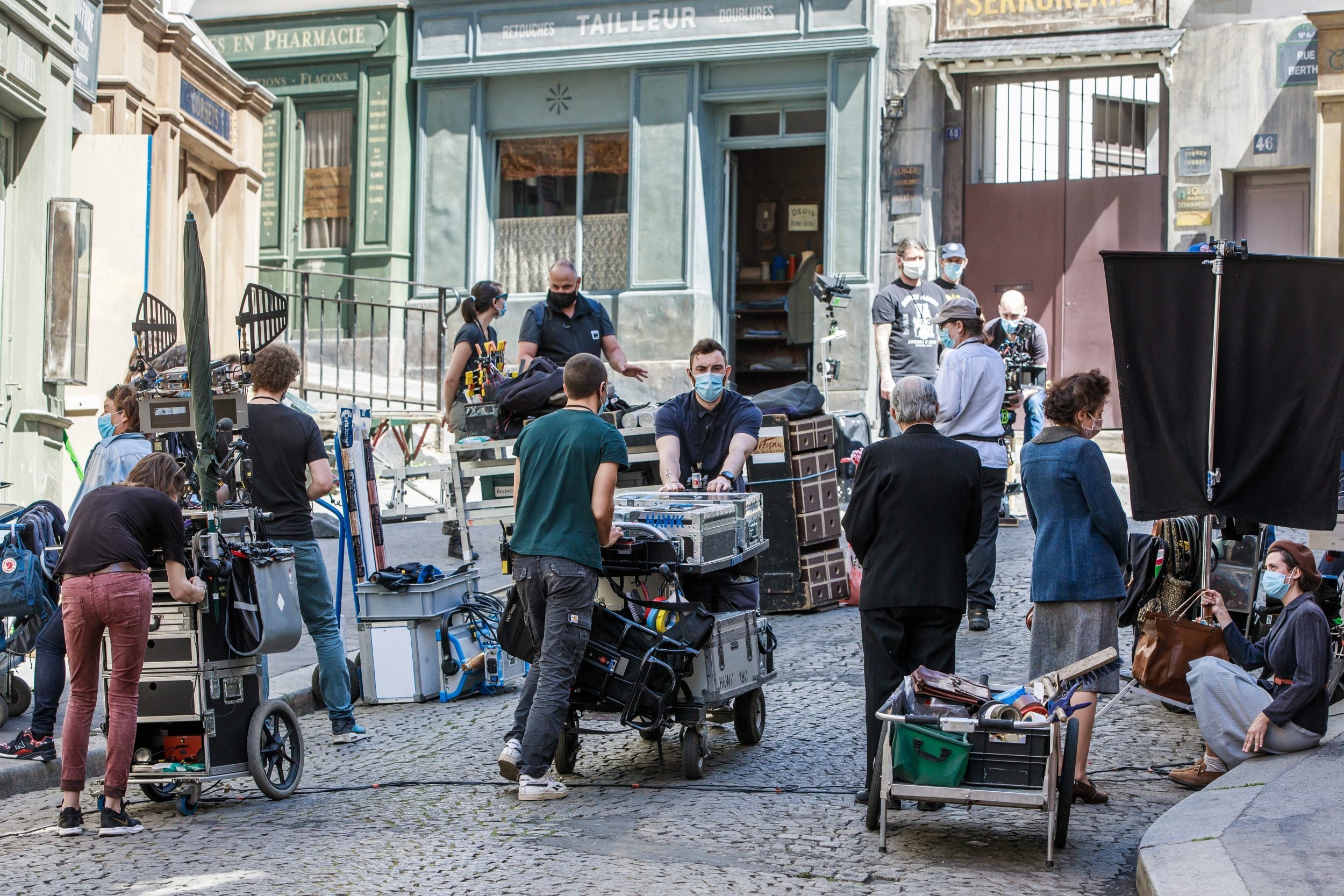 Shooting resumes on film set as lockdown eases in Paris