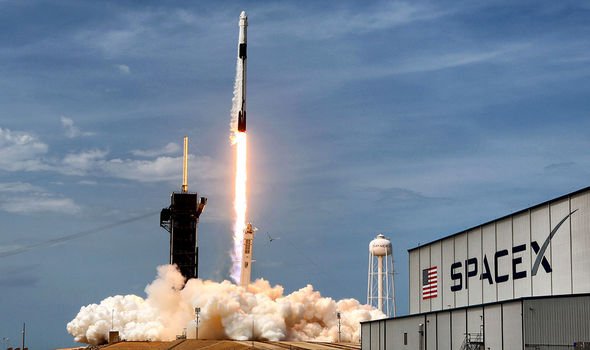 ISS bombshell: NASA's photo sparking claims anomaly ‘watching space station' revealed