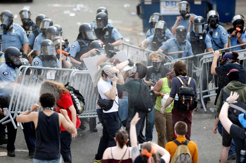 Former minneapolis mayor: democrats ‘shouldn’t be afraid’ of police unions