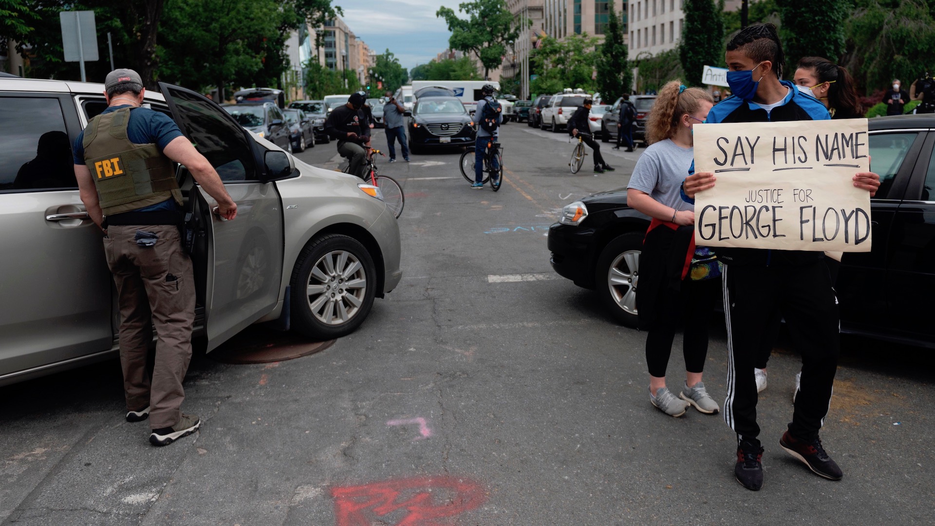 FBI's Twitter Mentions Flooded With Videos Showing Police Violence During Protests