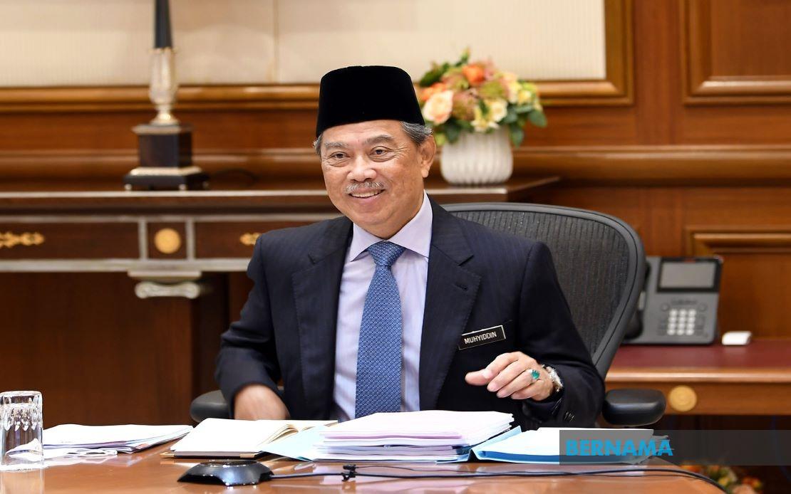 Muhyiddin back at work after 14-day home quarantine