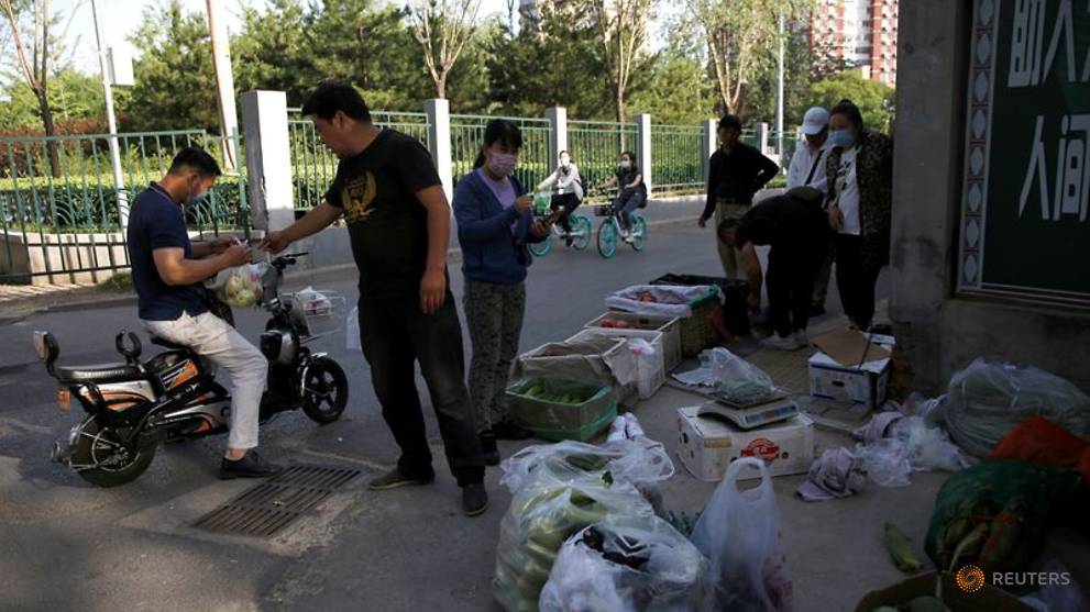 China reports 3 new COVID-19 cases, 2 asymptomatic cases