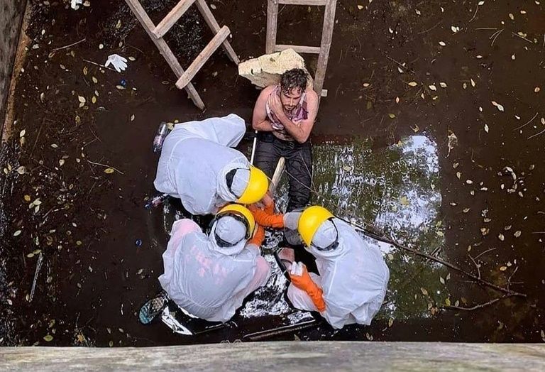 British man in bali rescued after 6 days trapped in well