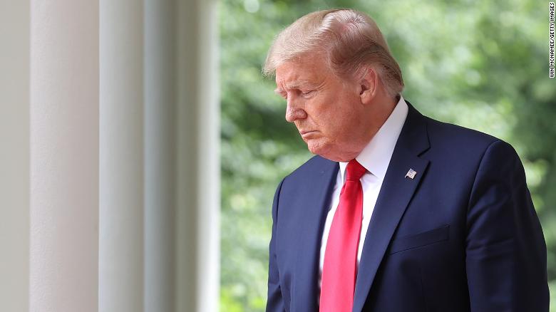 Trump's use of unidentified security forces echoes Putin's 'little green men'