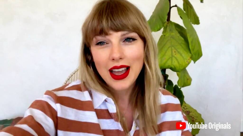 Taylor Swift Says to Embrace the ''Unexpected'' in Moving 'Dear Class of 2020' Speech
