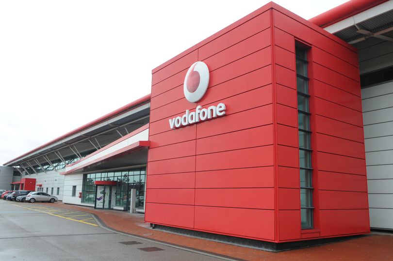Vodafone down as 10,000 report problems with mobile service